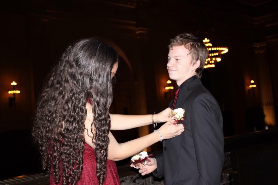 We took “not courtwarming” photos at
 Union Station downtown!