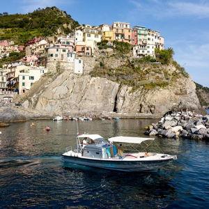 Boat Tour on the coast of Italy