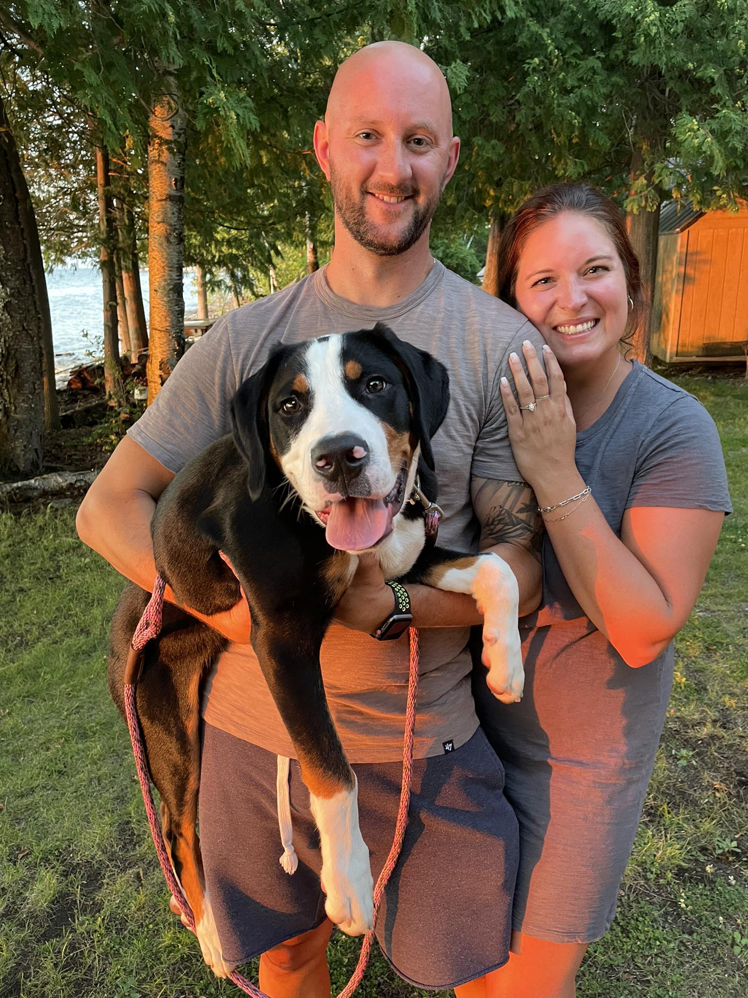 WE’RE ENGAGED! 💕