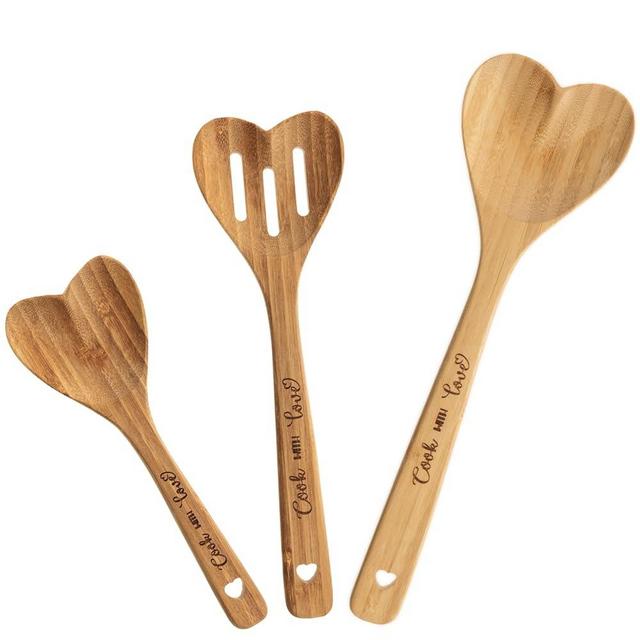 3 Pcs Valentine's Day Bamboo Heart Spoons Heart Shaped Spoons Kitchenware Engraved Heart Shaped Bamboo Wooden Spoons for Kitchen Gifts Serving Stirring Baking Mom Wife Weddings Kitchen Hostess
