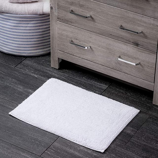 Welhome 100% Turkish Cotton Bathroom Rug - Luxurious - Soft & Thick - Highly Absorbent - Hotel Spa Collection - 17"x 24" - White