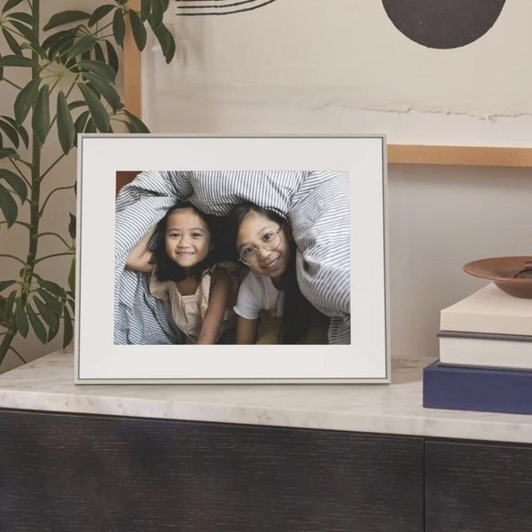 Aspen digital picture frame