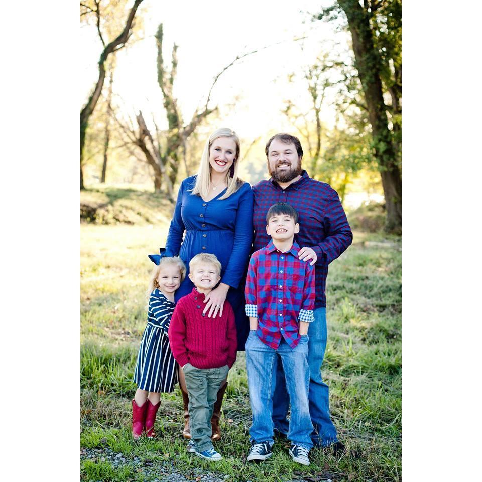 Ladies & gentlemen: The Jones Family