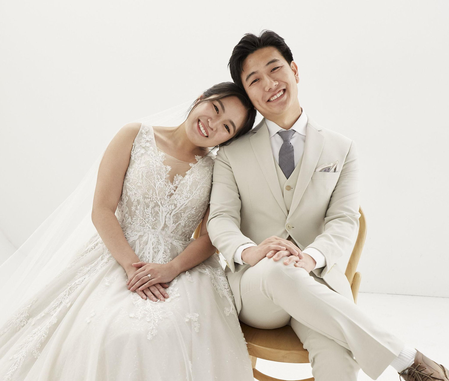 The Wedding Website of Ginwoo Pak and Belle Jiyarom