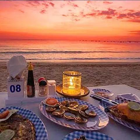 Sunset Dinner in Bali