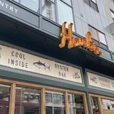 Hank's Low Country Seafood & Raw Bar