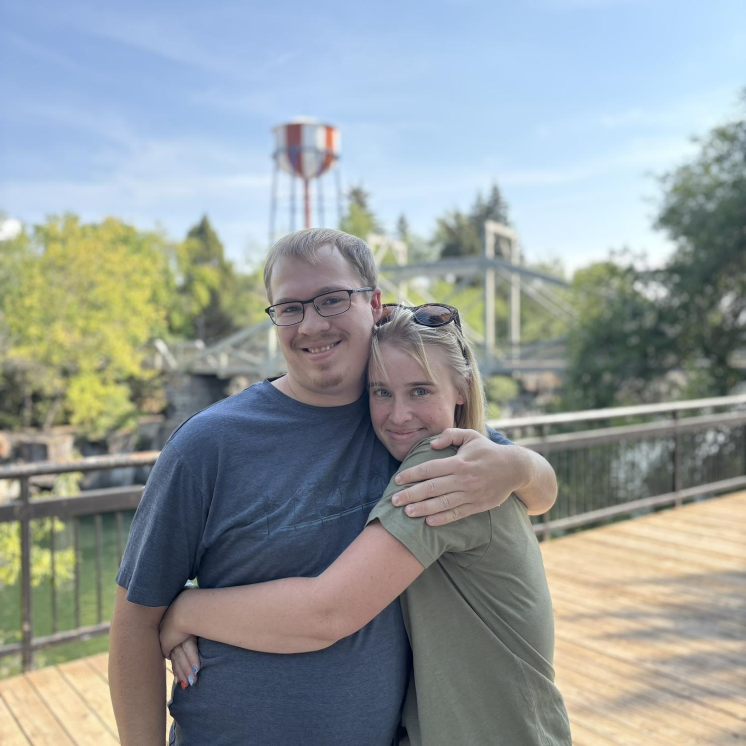 Hours before Jordan proposed… Hannah knew it was coming but was so anxious!