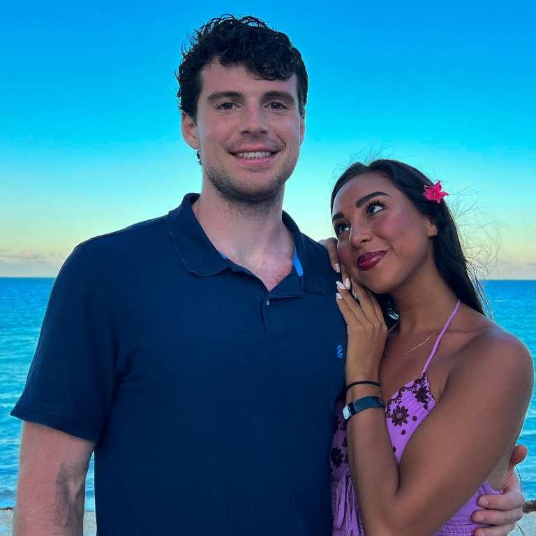 January 2021
Brenda moved to Orlando again. Brenda and Michael are long distance, but get to travel the world.