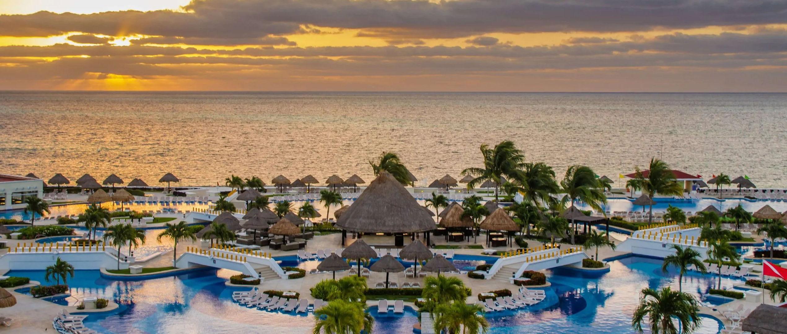The Wedding Website of Stanley Pheteau and Alejandra Garcia