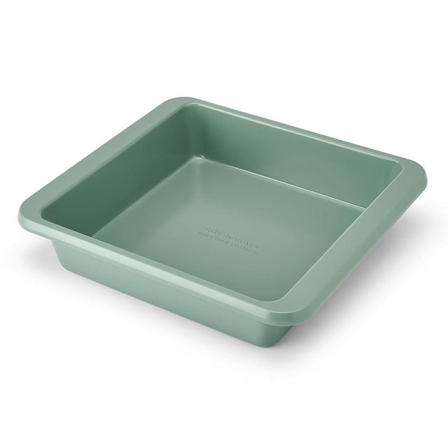 KitchenAid Nonstick Swiss Engineered Aluminized Steel Square Cake Pan, Dishwasher Safe, Cardamom, 9 Inch