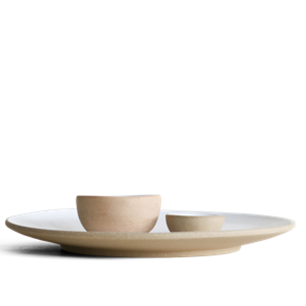 Jono Pandolfi Round Serving Platter Set in Toasted | White
