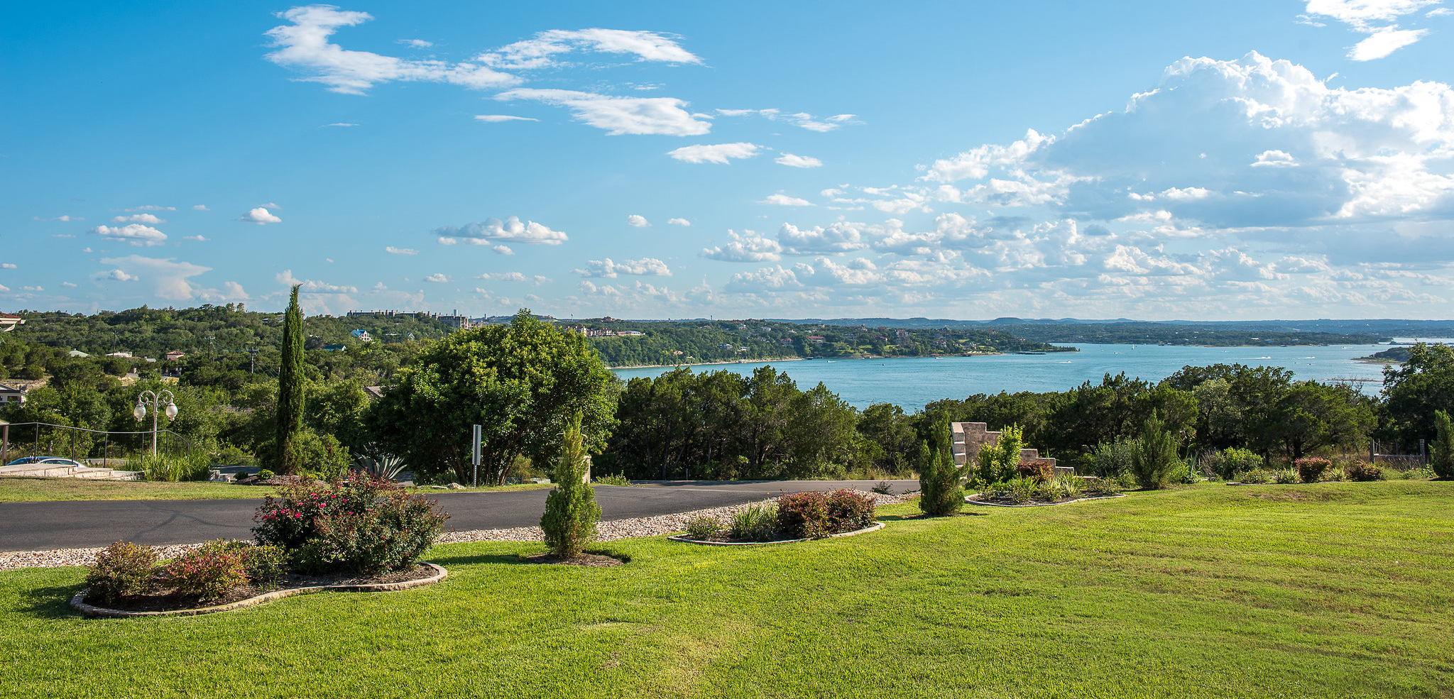 The Wedding Website of Lexie Schueller and MJ Richards