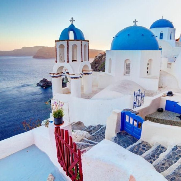 3 Night Stay at a Private Seaside Villa in Santorini