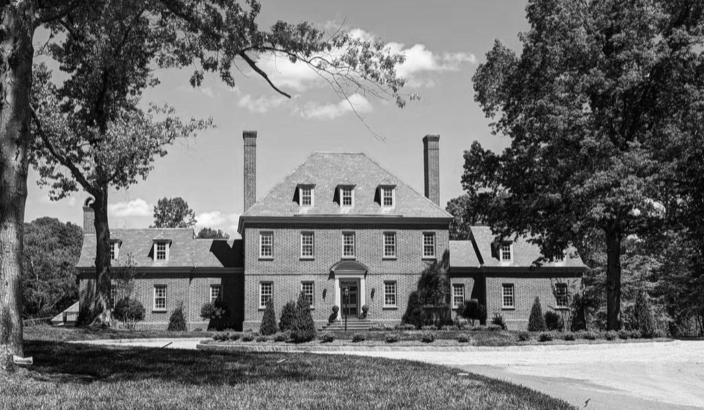 The Wedding Website of Lauren Fearn and Nicholas VandenNieuwenhof