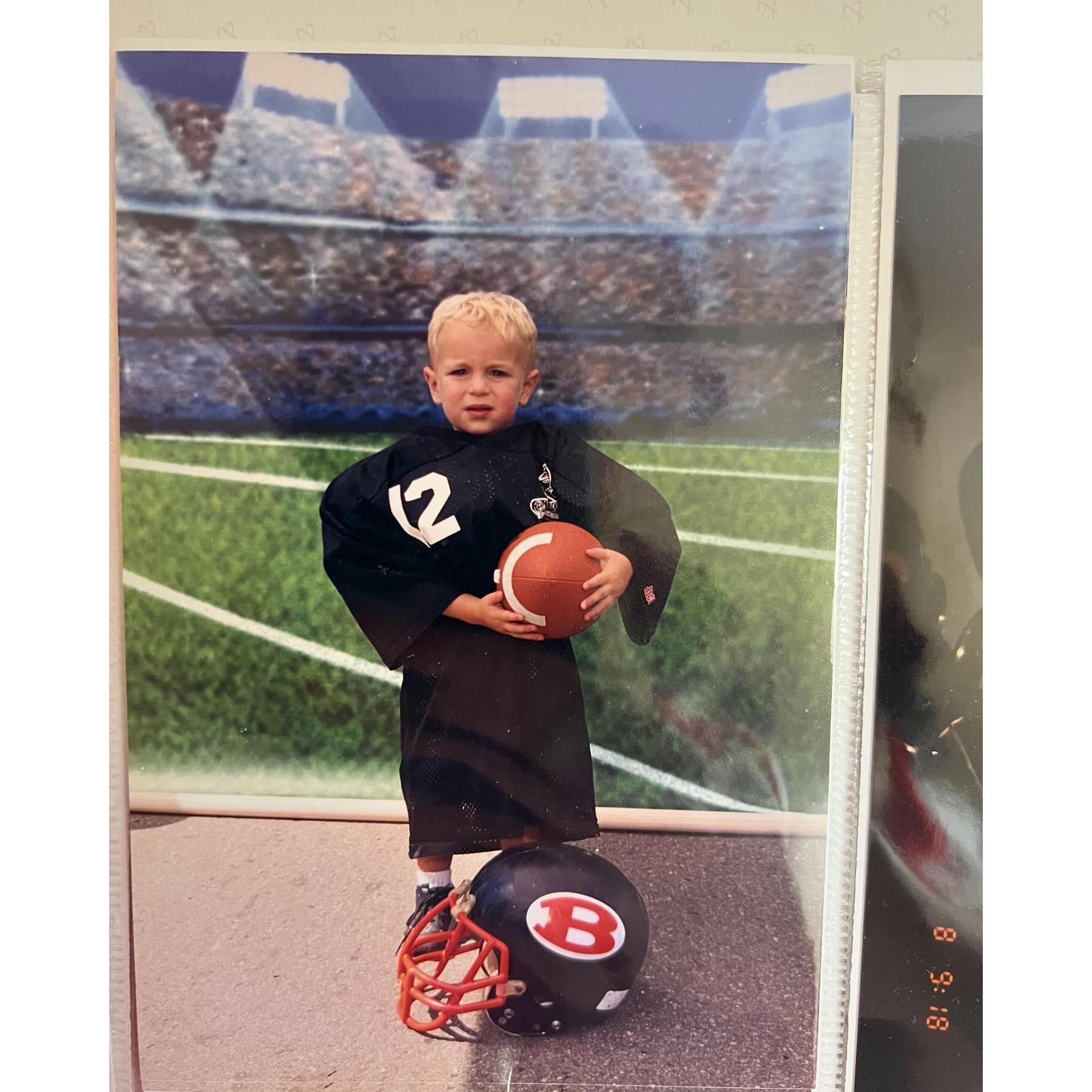 The VERY Very Beginning: Cameron grew up in Dayton, Ohio surrounded by his parents Rich & Angie Saben, and brother, Keegan Saben.