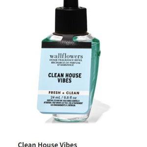 Bath and Body Works - Any Wallflower