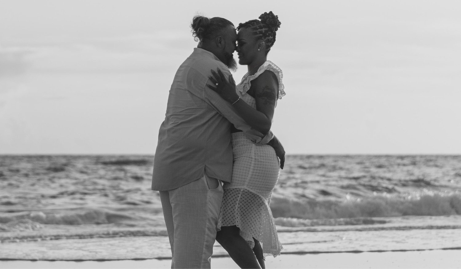 The Wedding Website of Stephanie Joyner and Oscar Vela