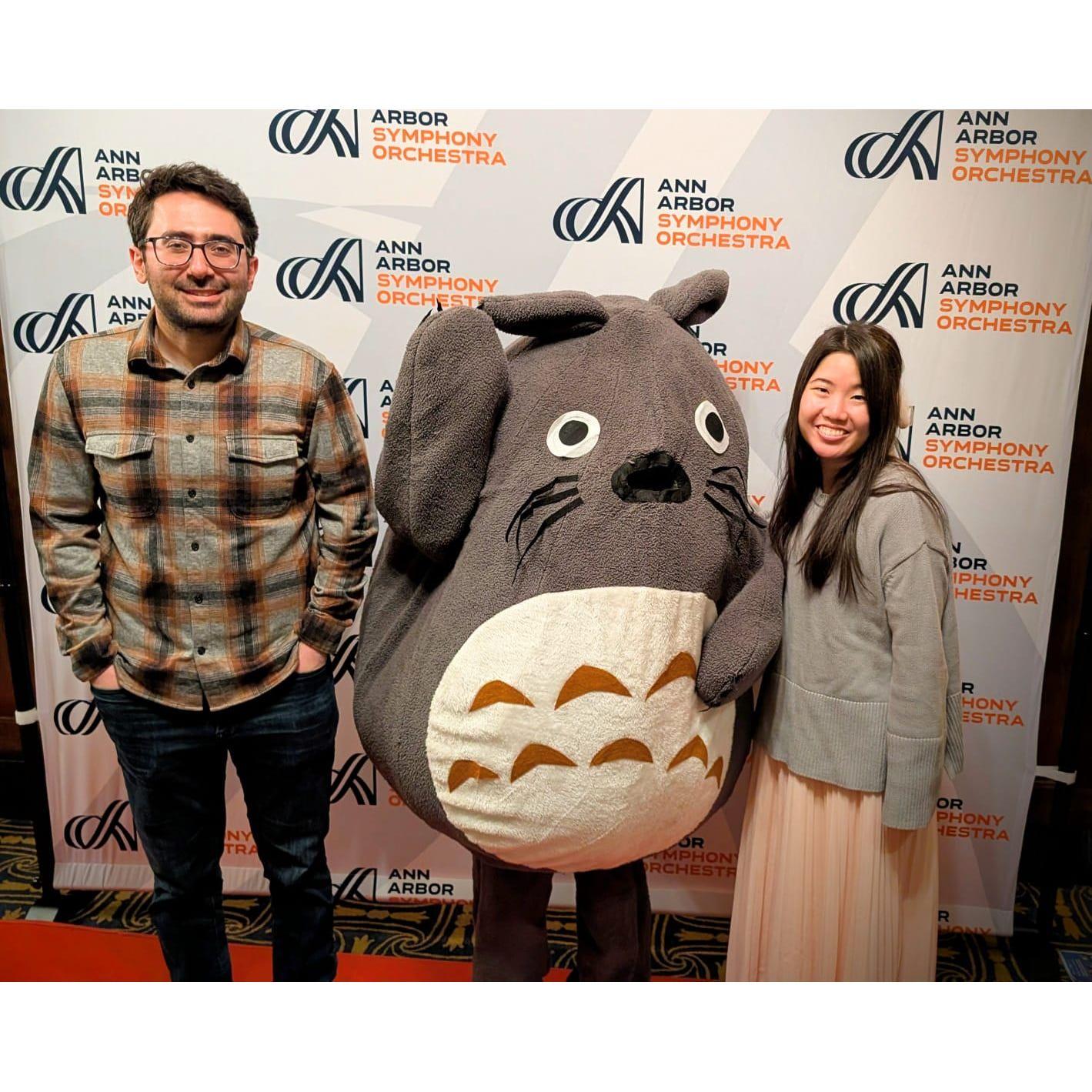 Salar third-wheeling Totoro & Tiffany