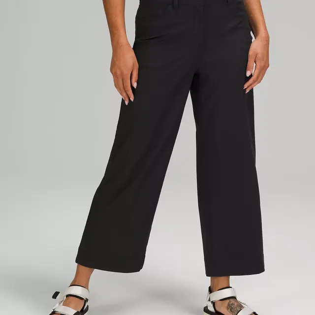 City Sleek 5 Pocket Wide Leg Pant