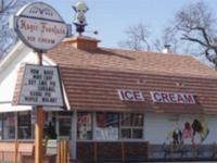 Go to Ice Cream Heaven at Magic Fountain