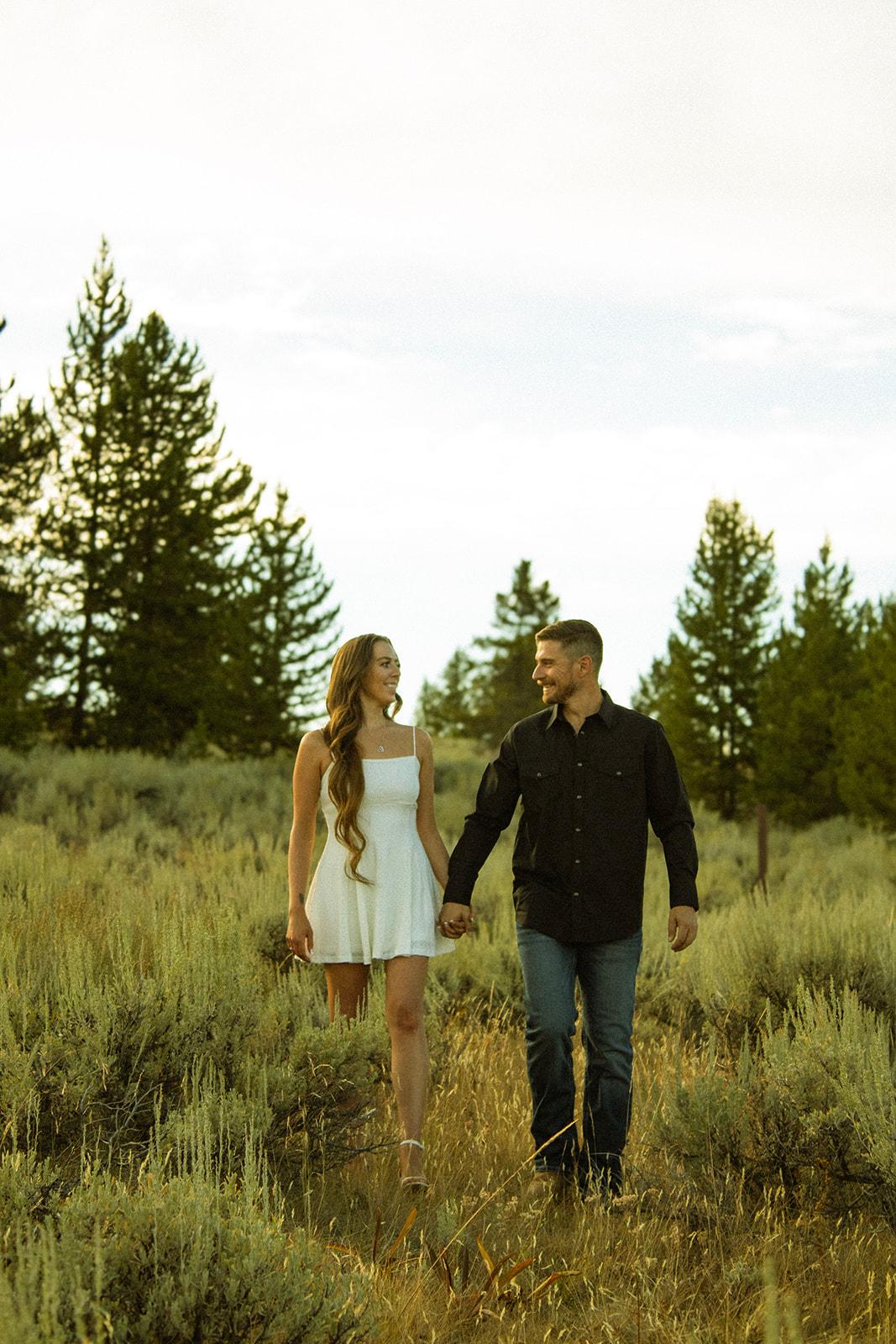 The Wedding Website of Daria Lomasney and Karl Yanna