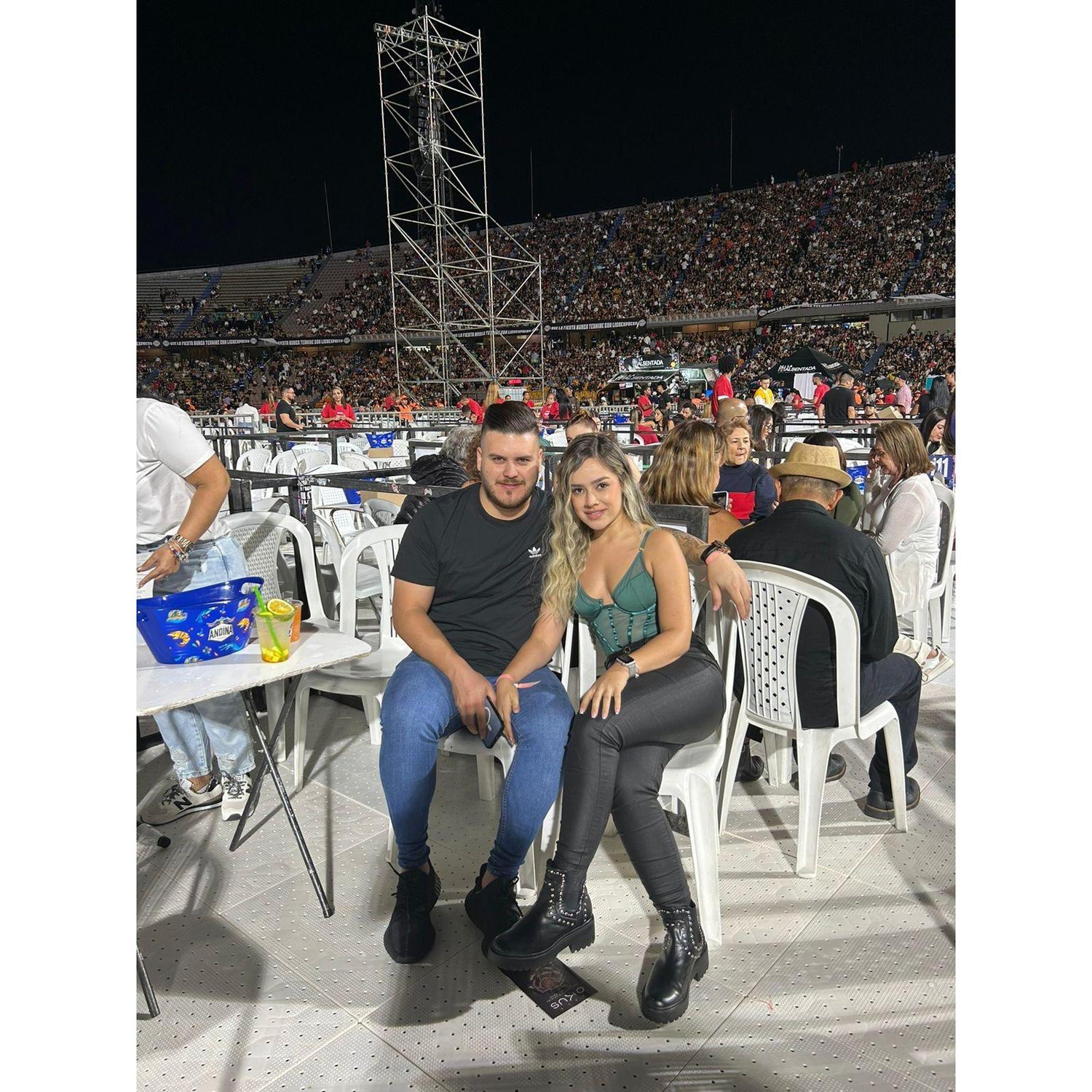 2023 - Disfrutamos juntos del concierto de Romeo Santos, uno de nuestros artistas favoritos.