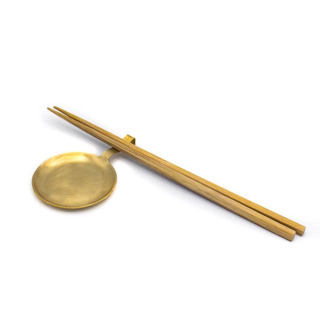 Ichishina Brass Chopstick Rest + Plate