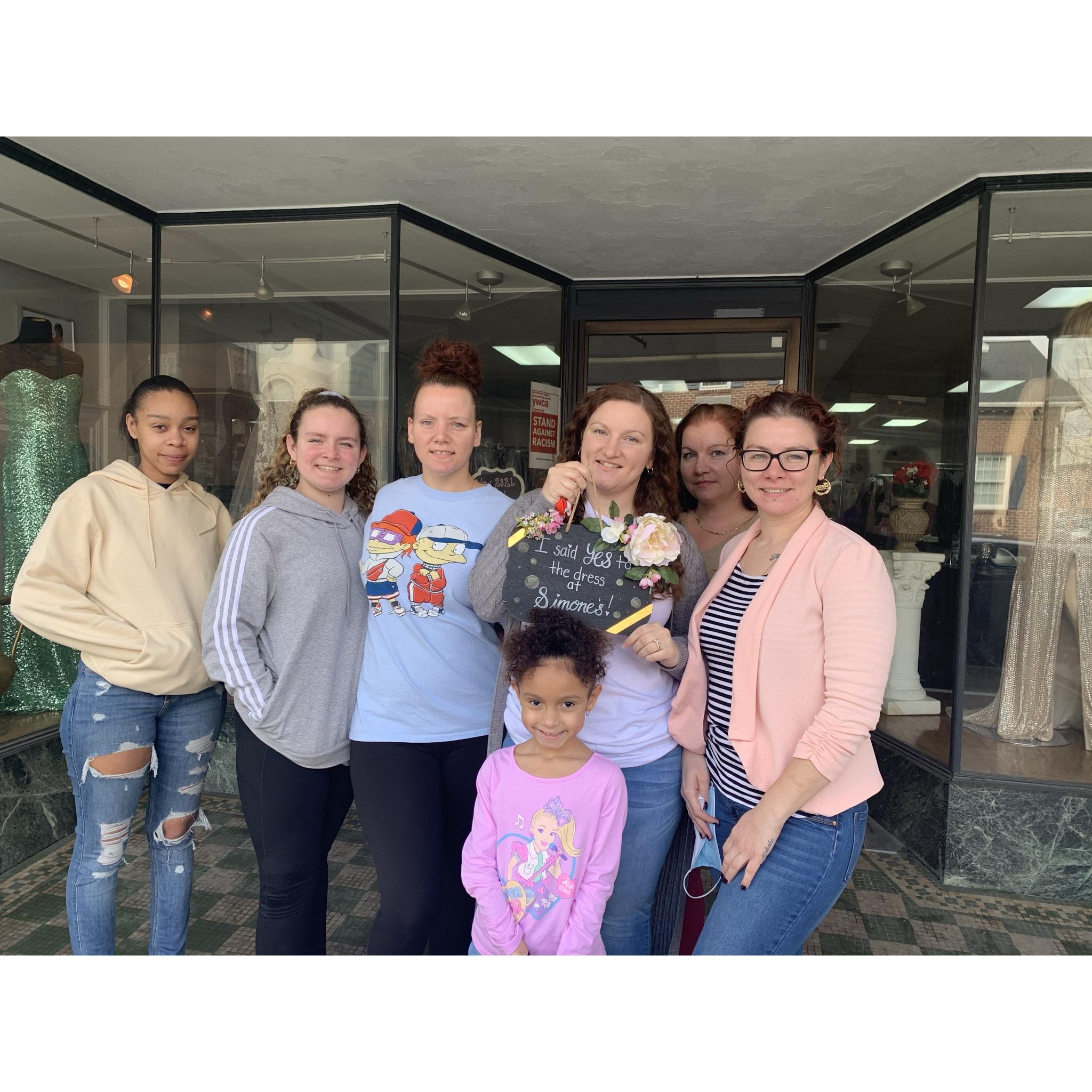 YES to the dress ! 👗