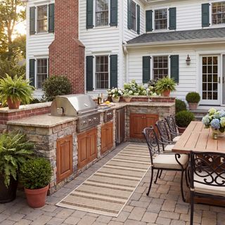 Courtyard Striped Outdoor Runner