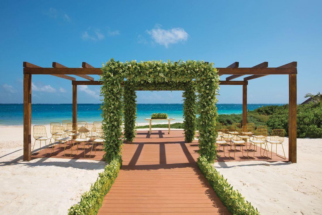 The Wedding Website of Casey Calhoun and Jeff Parker