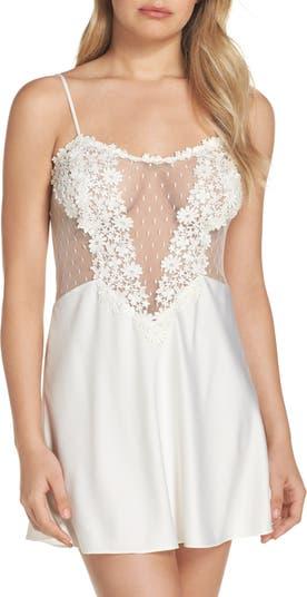 Ivory Showstopper Chemise, Size Medium