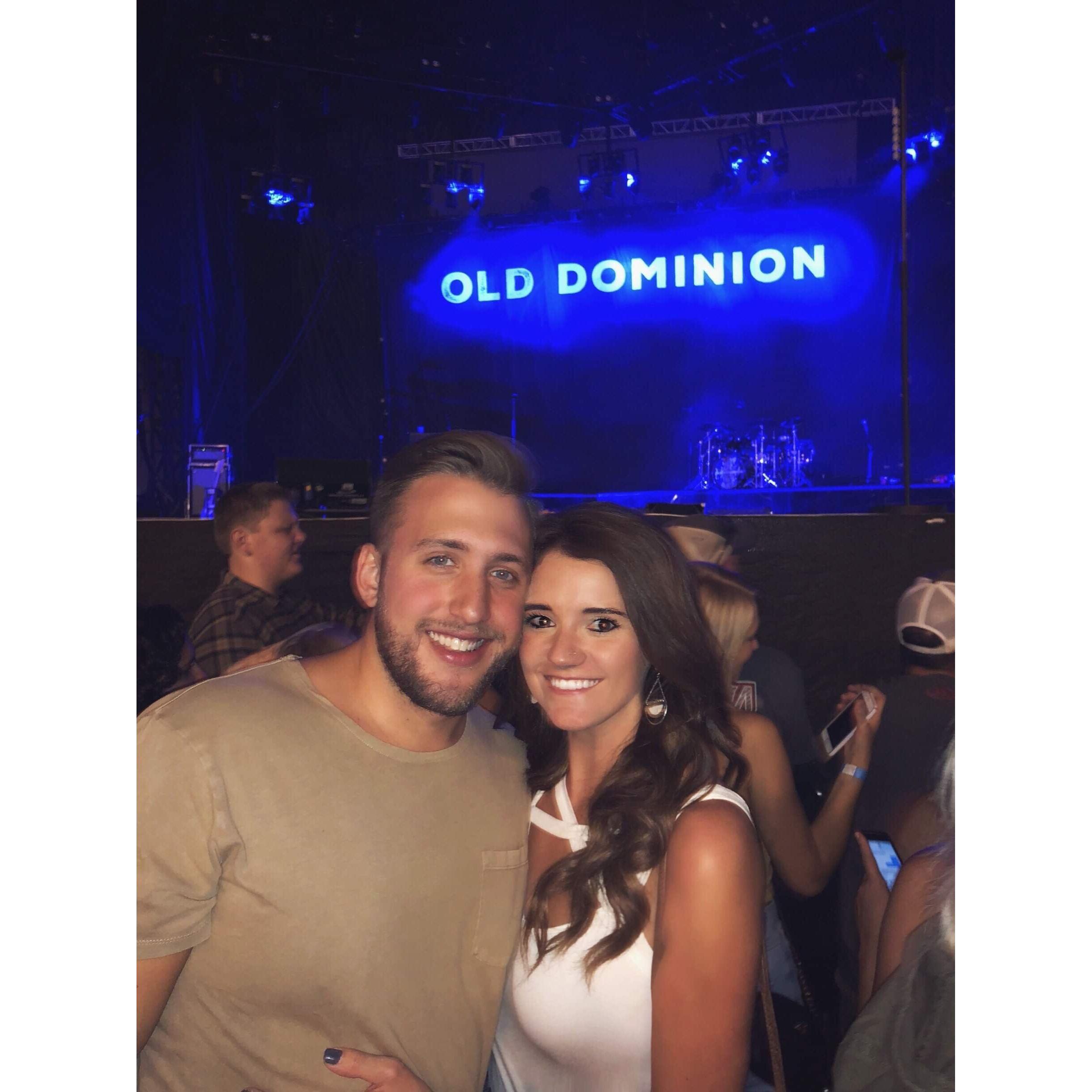 Our First Date at The Minnesota State Fair where we enjoyed Old Dominion from the first row.