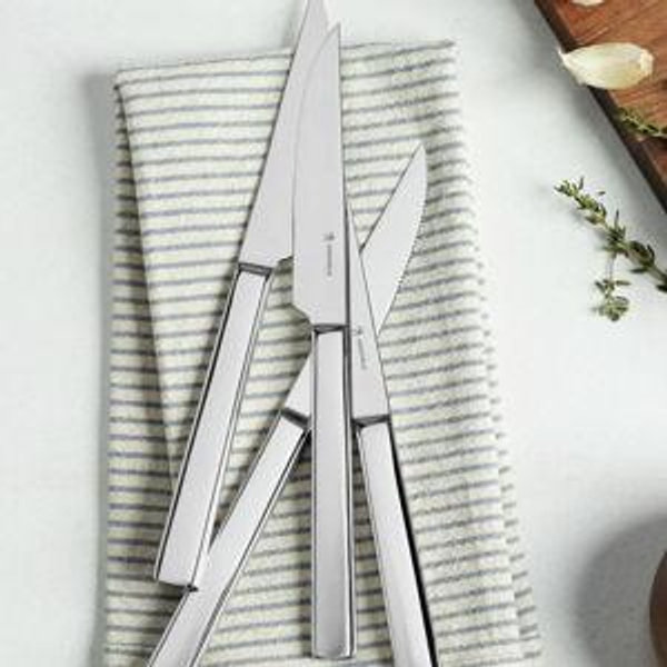 Steak knife set