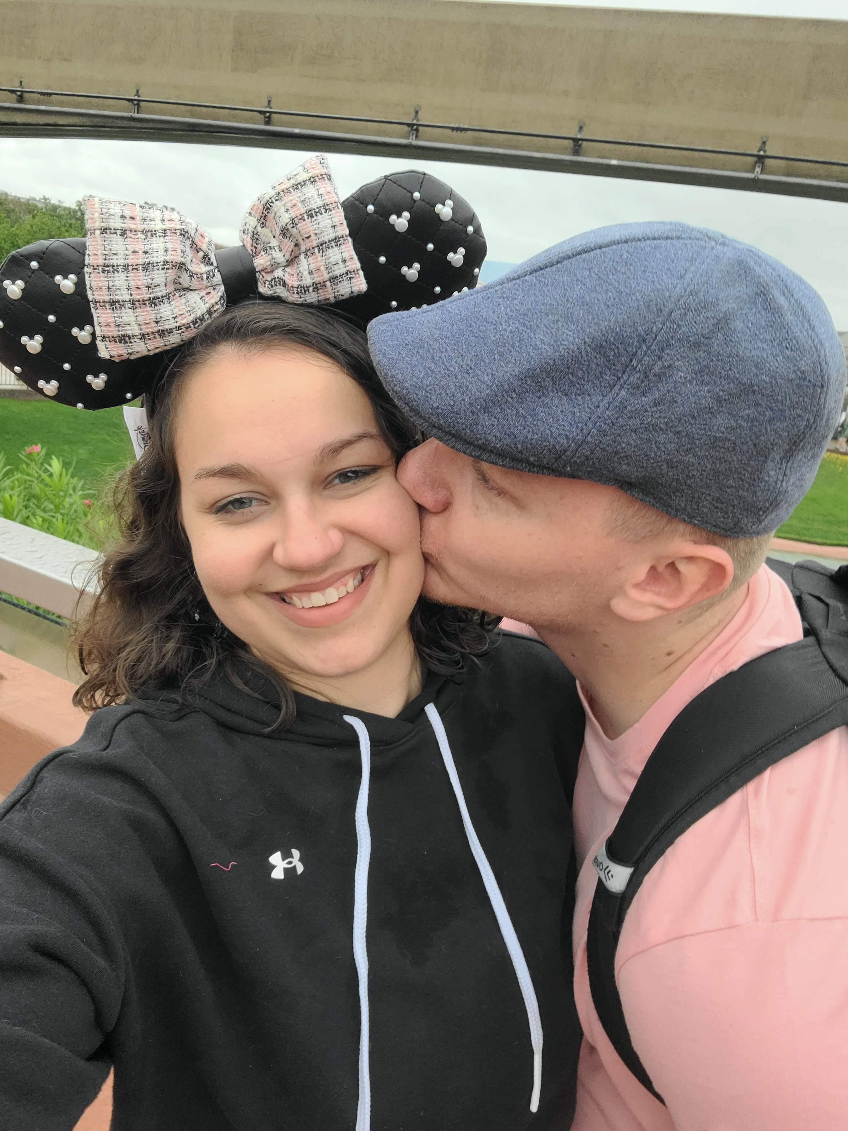 The Wedding Website of Devon Bonikowske and Cody McKeever