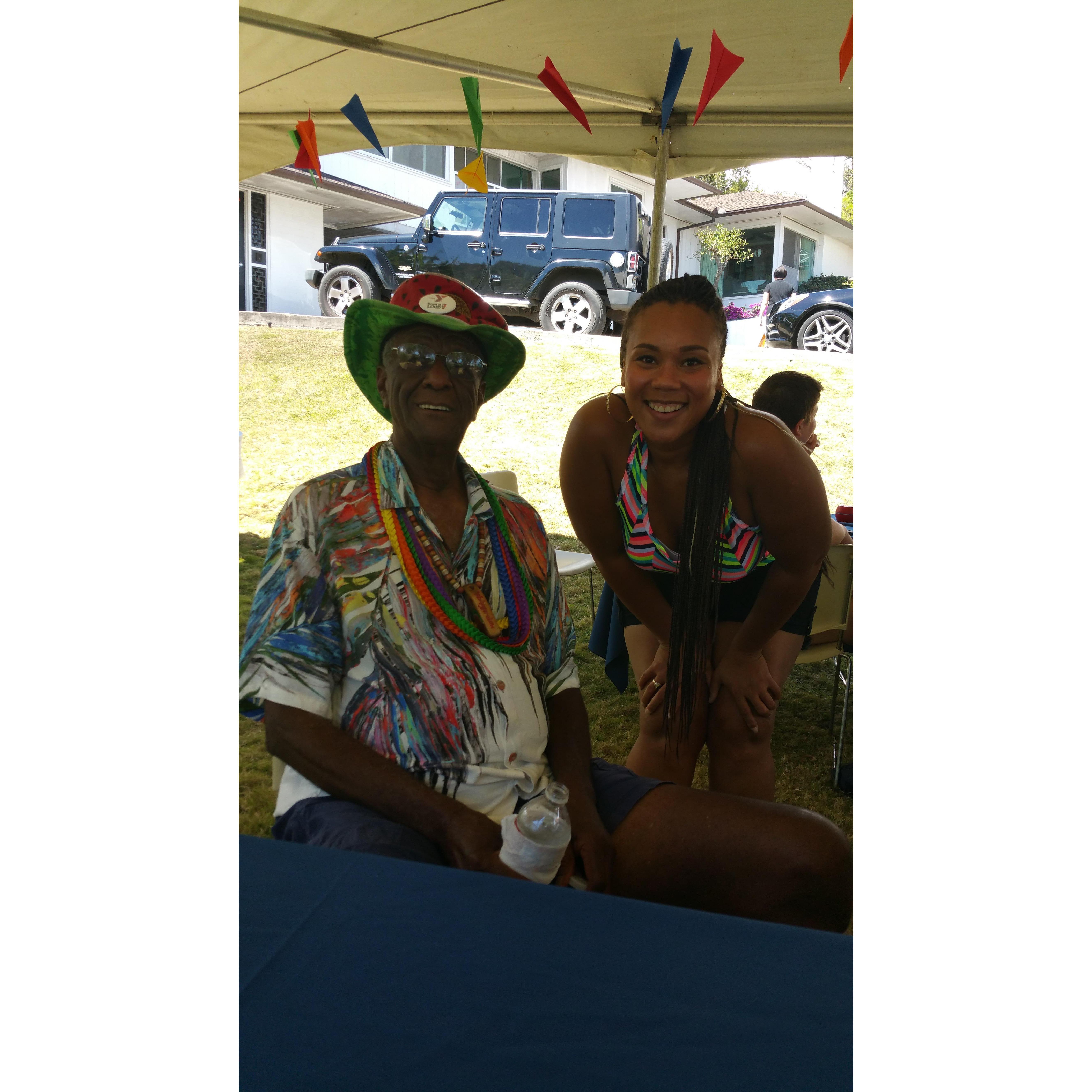 Famous Amous (The Cookie Guy) Hawaii