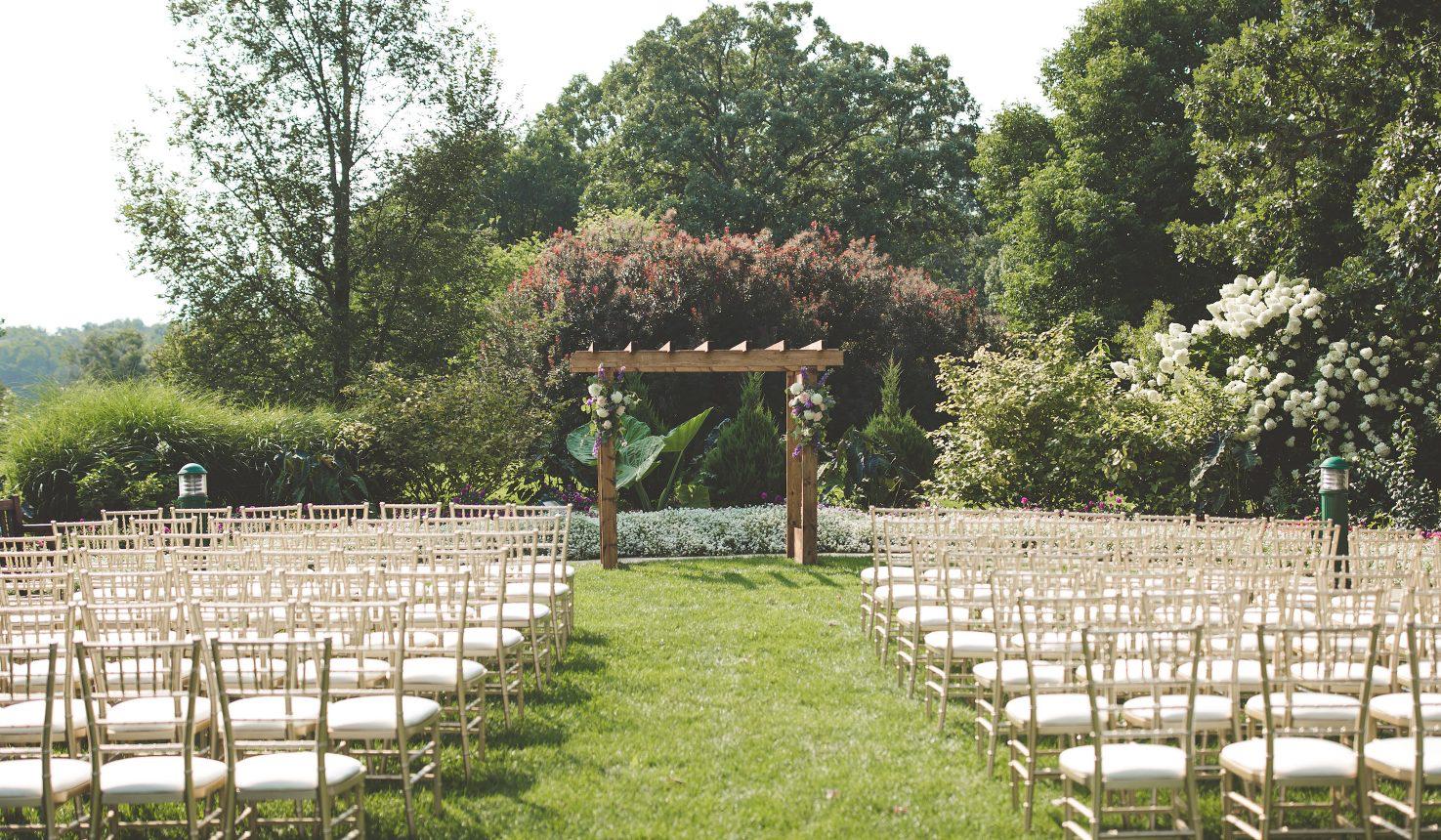 The Wedding Website of Jamie Baranowski and Robby Perez