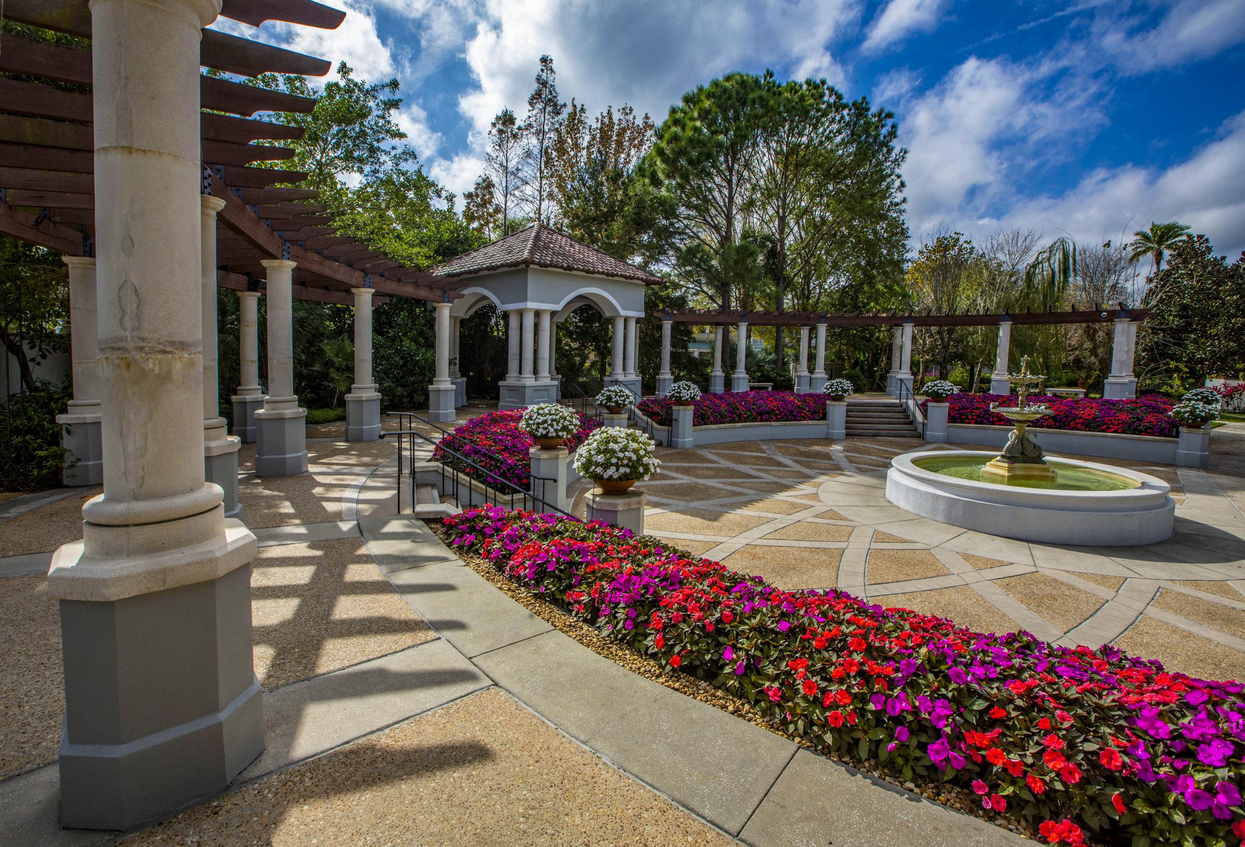 The Wedding Website of Lyanette Vega and Denny Soler
