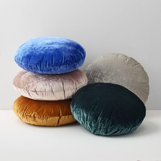 Round Lush Velvet Pillows