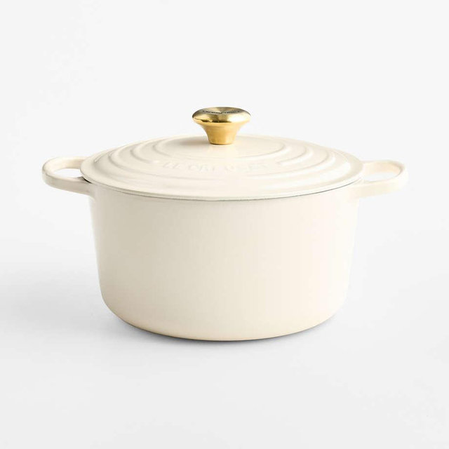 Le Creuset Signature ® 6.5-Qt. Cream Enameled Cast Iron Deep Round Dutch Oven - Cream