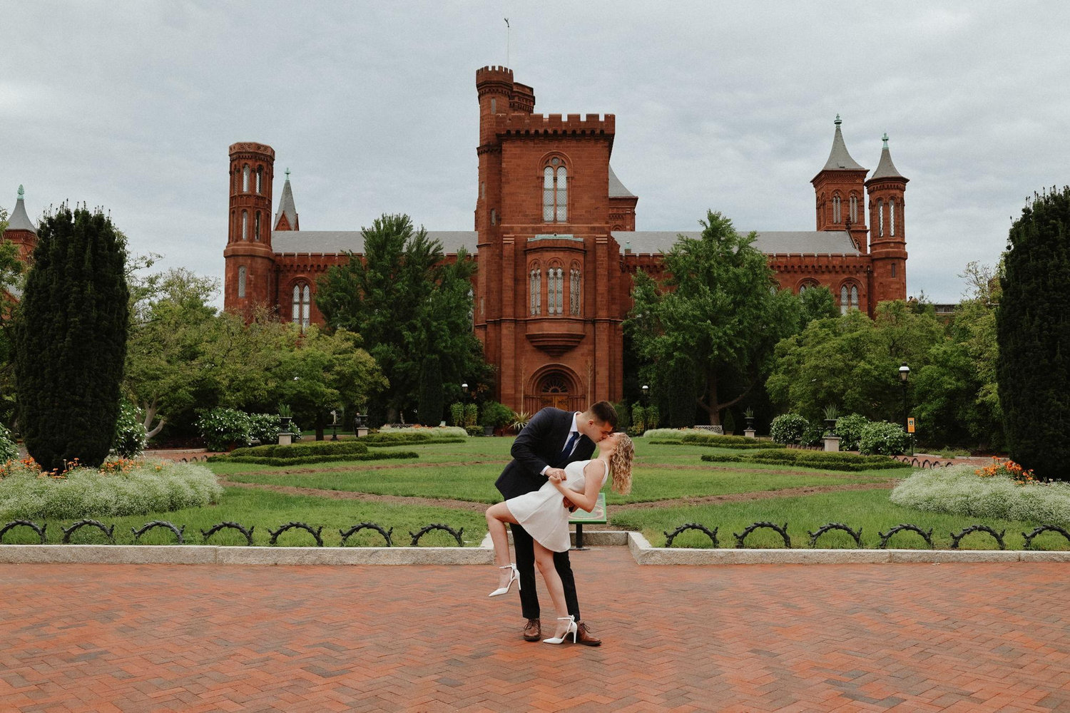 The Wedding Website of Reagan Smith and Brian Leichtman