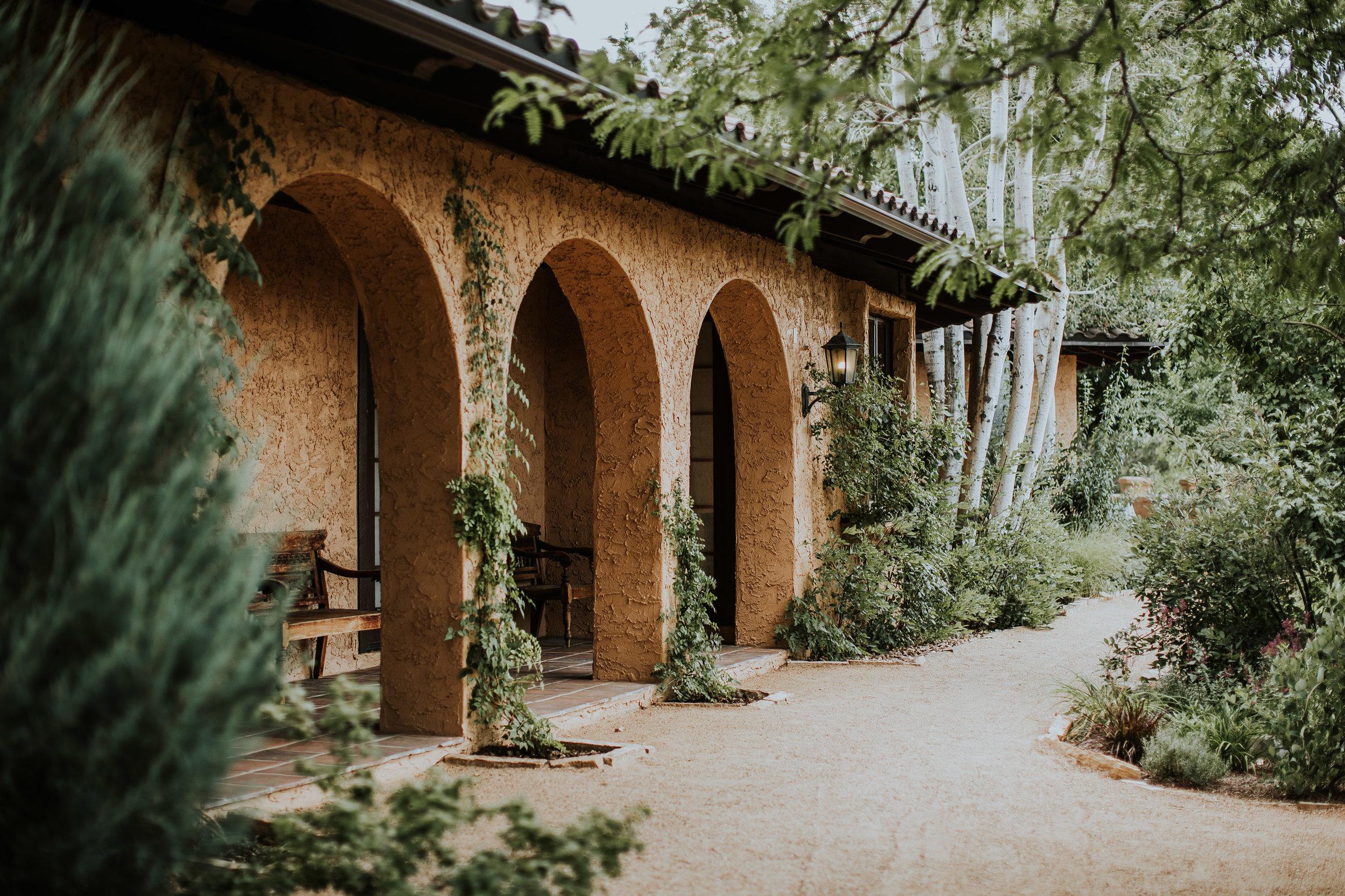 The Wedding Website of Kele Howerton and Dylan Lanting