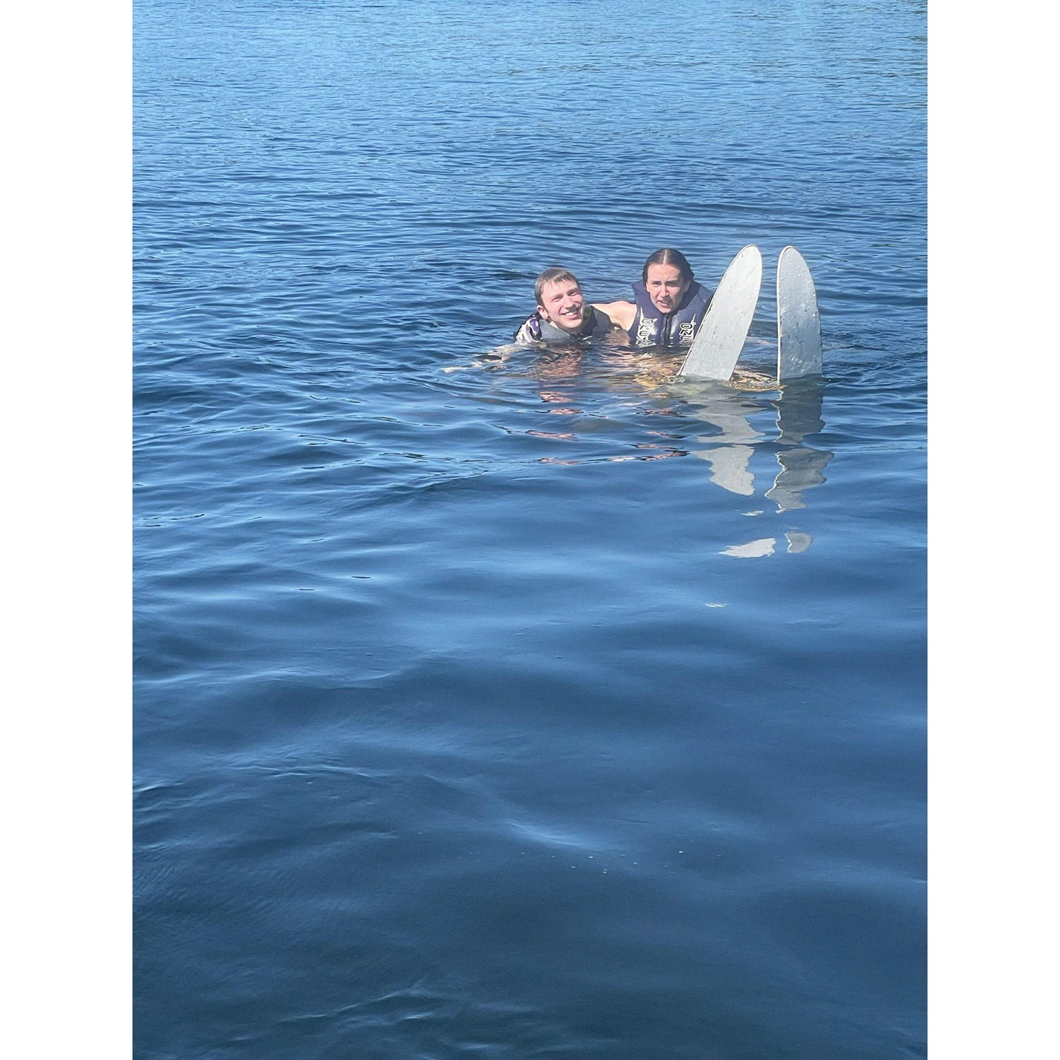 Cam teaching Ash how to water ski! Definitely a little nervous haha