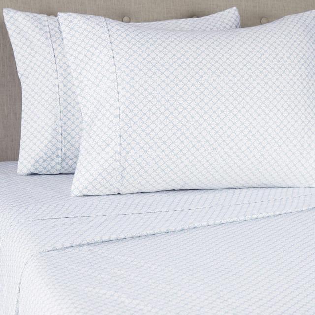 O&O by Olivia & Oliver™ Dots 825-Thread-Count Queen Sheet Set in Blue