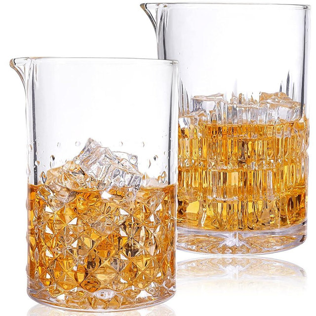 SogYupk 2 Pcs Cocktail Mixing,Crystal Glass Engraved Cocktail Stirring Glasses,24oz Drink Stirring,Thick Weighted Bottom,Professional Bartender's Mixer Glasses,Bar Tools.