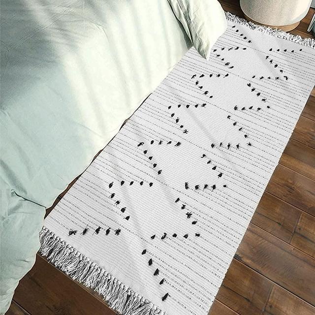 Boho Rug Runner 2' x 4.3', KIMODE Farmhouse Cotton Woven Small Traffic Area Rug Washable Fringe Tassels Throw Rug for Bathroom Kitchen Bedroom Laundry Doorway, Cream