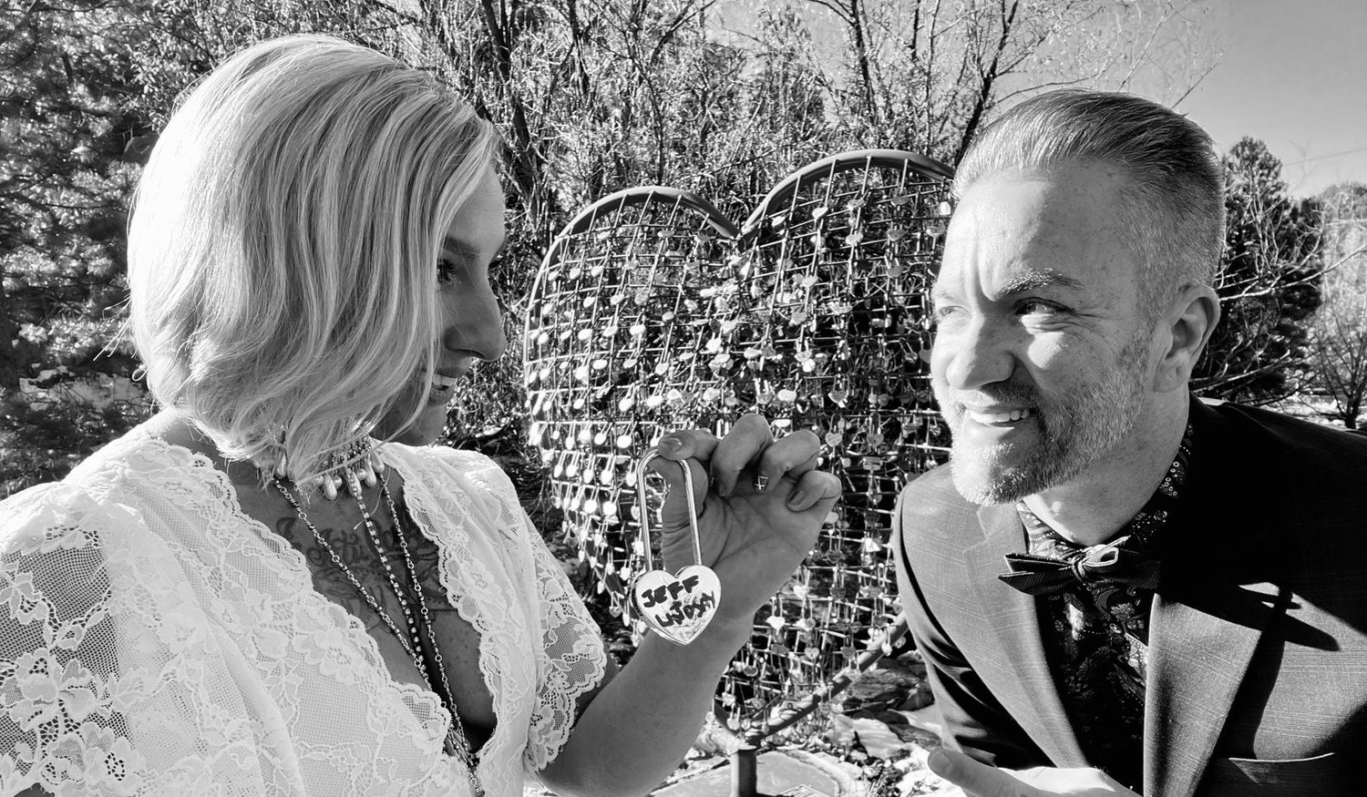 The Wedding Website of Lindsay Jones and Jeff Shabansky