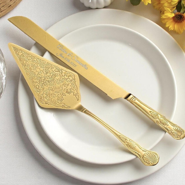 Custom Cake Cutting Set