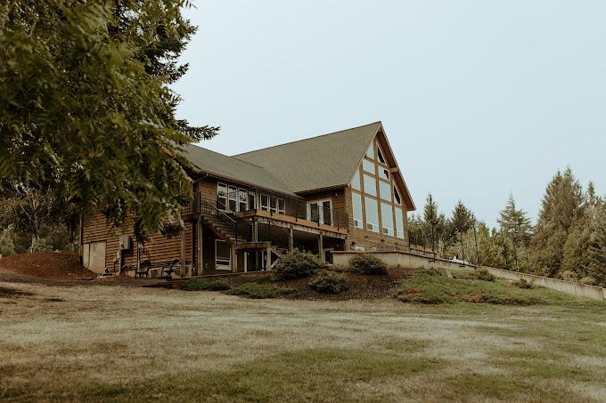 The Wedding Website of Cambria Helvie and Joseph McEnulty