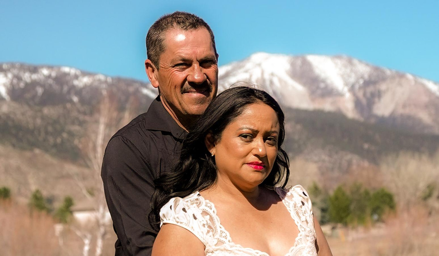 The Wedding Website of Deyanira Lozano and Miguel Cacho