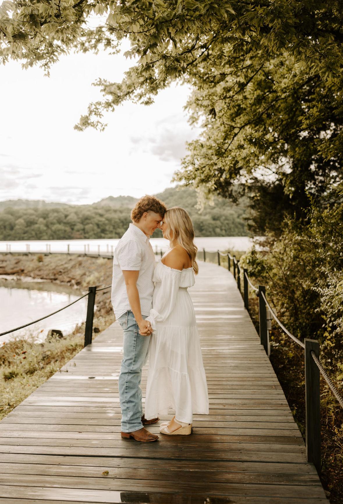 The Wedding Website of Bailey Gillies and Colton Elrod